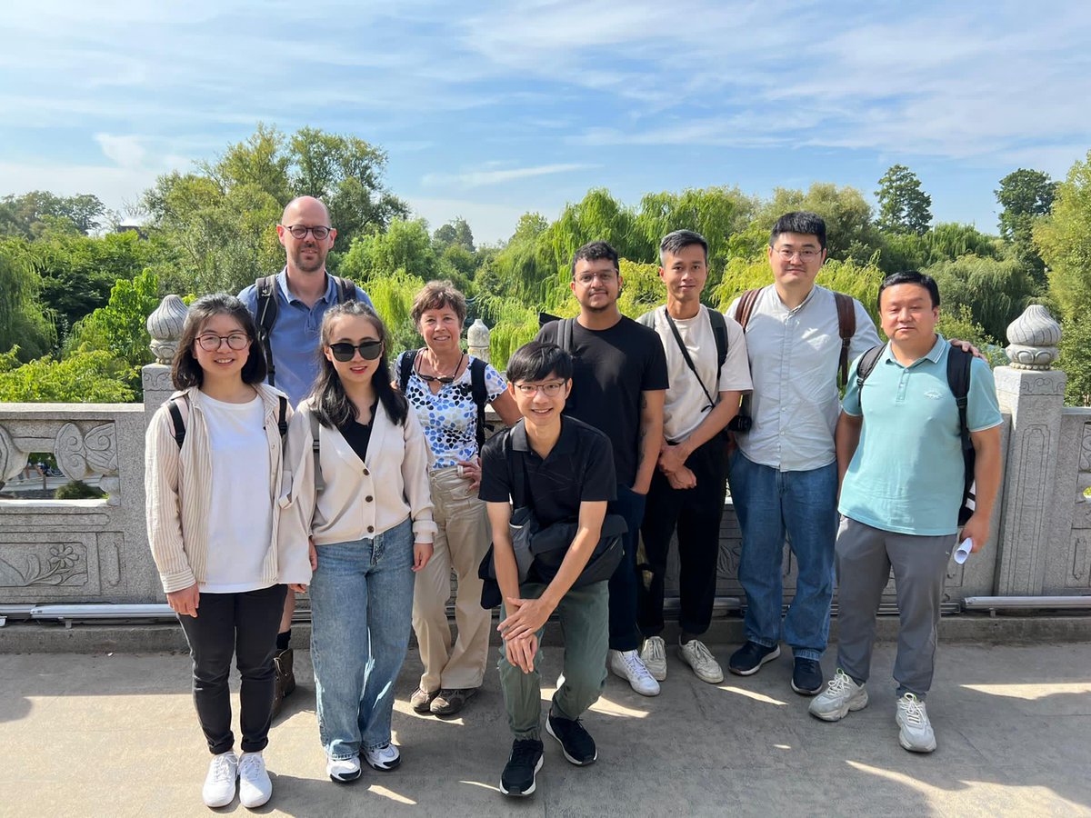 yang_soli's tweet photo. The wonderful team building in #PairiDaiza with friendly #PSB #FPP members. Full charging before the new semester. Ready to fight. 💪🌱🧑‍🔬 https://t.co/Dc9DdKeVmQ