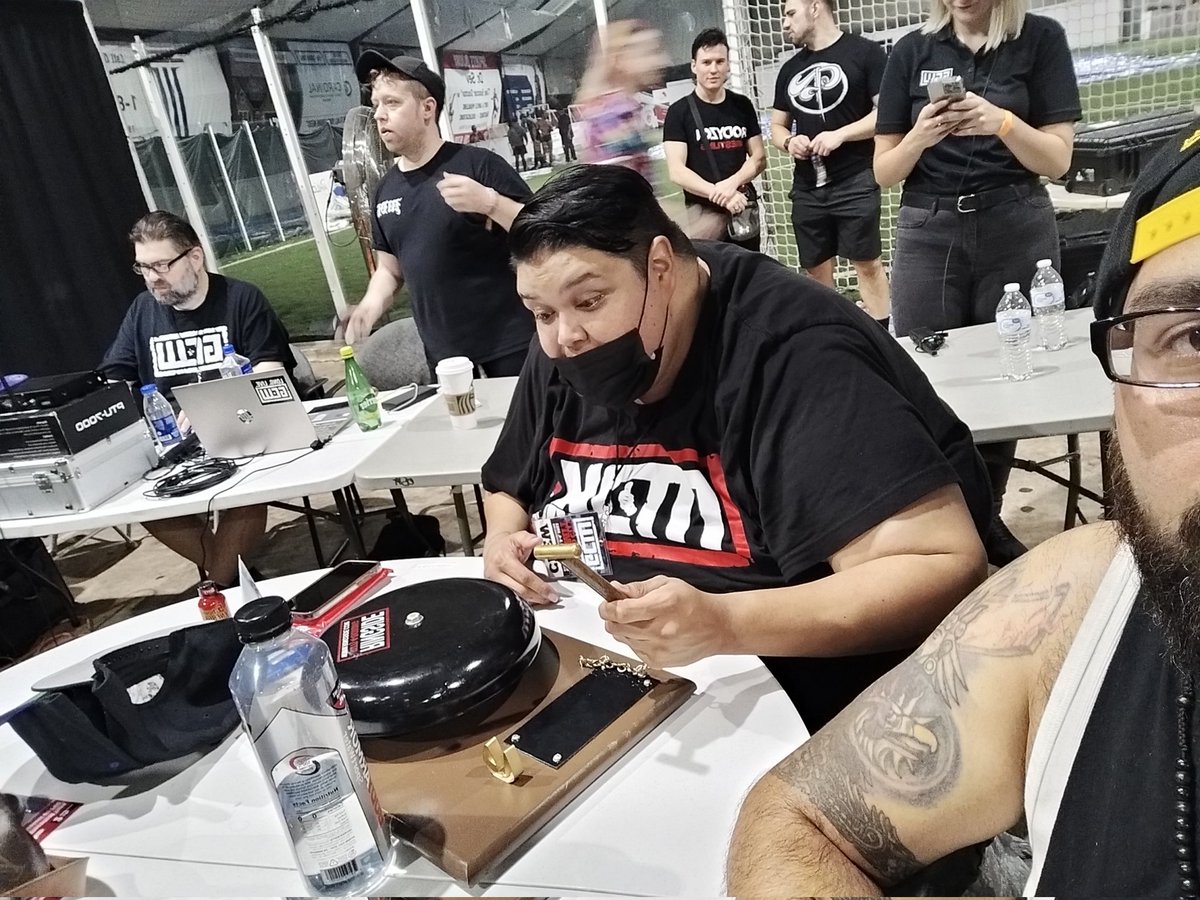 PackBDB's tweet image. BREAKING NEWS!

Proof that @GCWrestling_ actually uses a REAL ring bell 😮😮😮

How dare we support this mudshow?
Give us the YouTube ring bell!

#gcw #blp #gamechangerwrestling #AllOutWeekend #wrestling