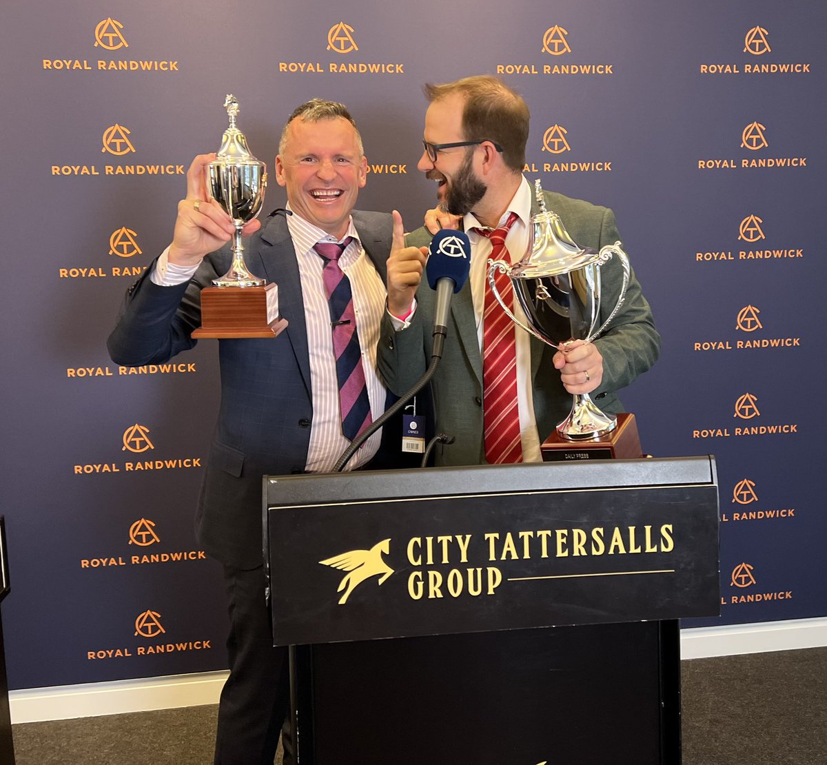 mickgrog's tweet photo. Not winning the Chelmsford #serialpest @DarrynDJ @GaiWaterhouse1 https://t.co/2AAm9kj7Iy