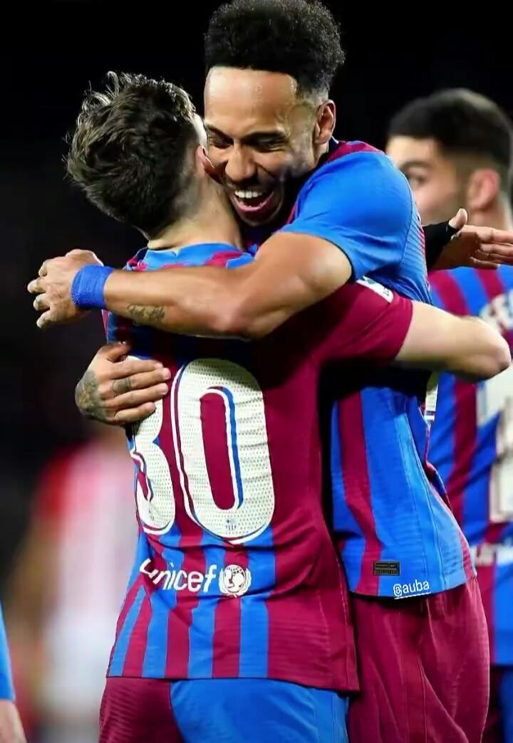 Te echaré de menos hermanito❤