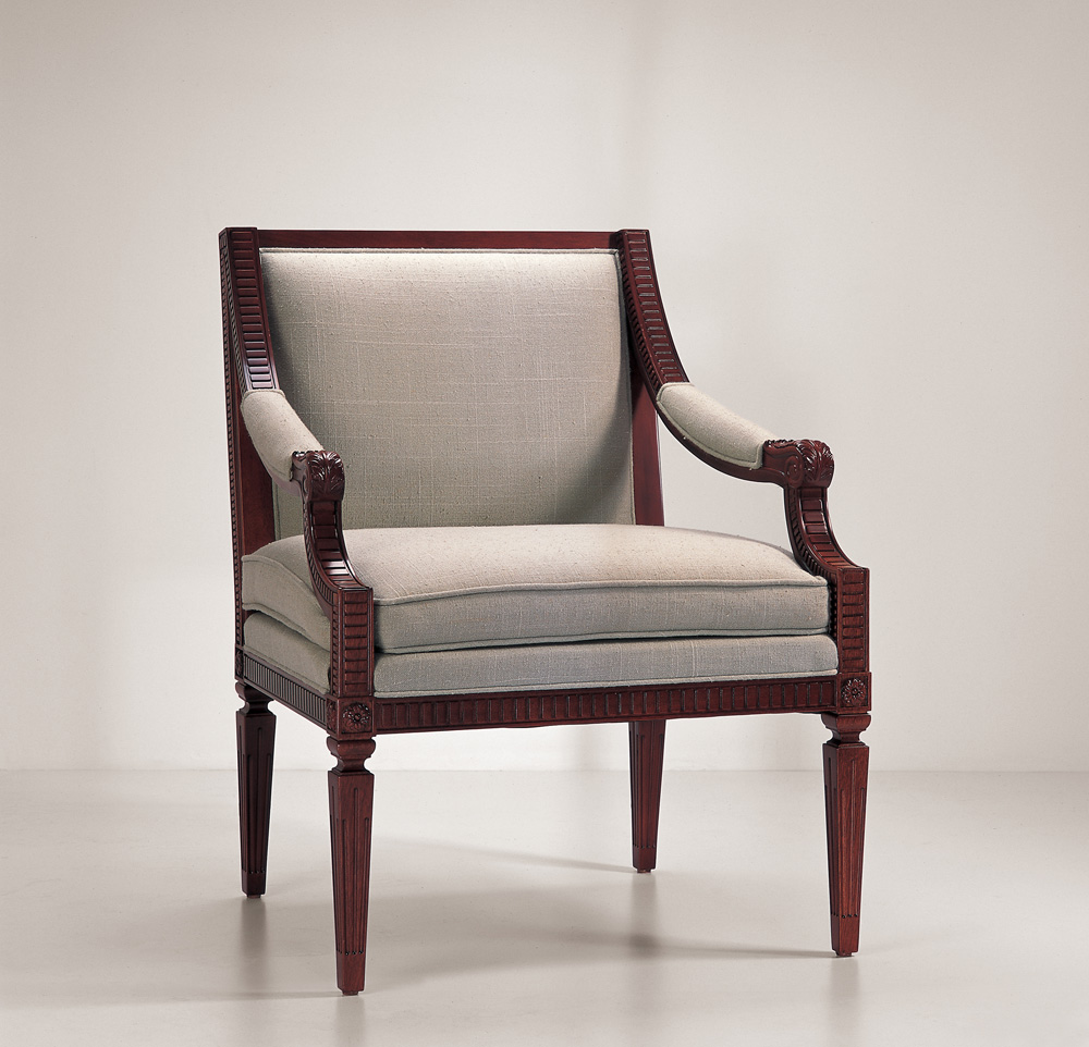 French style armchair from Decca Classics collection - Decca Home. #armchair #chair #frenchstyle #deccaclassics #deccahome #deccafurniture #luxuryfurniture #interiordesign
