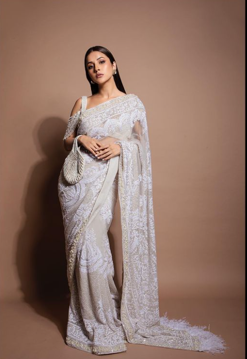 ZBharatOfficial's tweet photo. Black or White...?
आपको इन दोनों Actresses में कौन ज्यादा खूबसूरत लग रहीं हैं? 

🔁 - #TejasswiPrakash 
❤️ - #ShehnaazGill 

#Tejasswians #Shehnaazians #TejaTroops #ShehnaazGallery https://t.co/UI2E4SoyVg