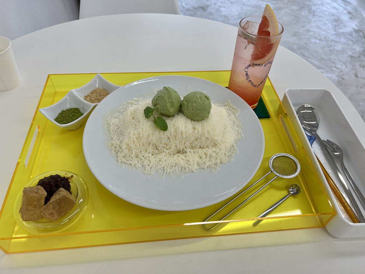 iso_pyon's tweet photo. 今日はお昼にかき氷食べただけなので、お腹すいたw
#gifff #ジフ #門司港
#稀におしゃれな店もいく https://t.co/n239uQhVg4