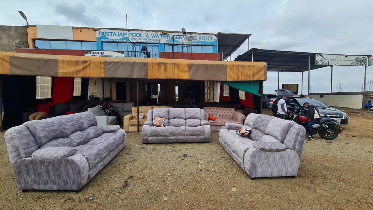 davies_sofa's tweet photo. Designed for luxury and comfort 😊 FREE Footrest, FREE throw pillows, Free Delivery within Nairobi 📍 Roysambu near Thika road footbridge ☎️ 0724160126 https://t.co/HyKcXkqGSb https://t.co/A0FLhq7VSL