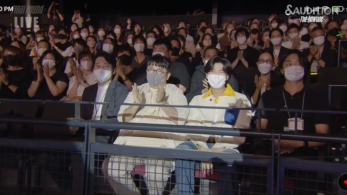 joshush_u's tweet photo. Namjoon is also present at the venue w hitman bang🥹 https://t.co/FatfwliNh6