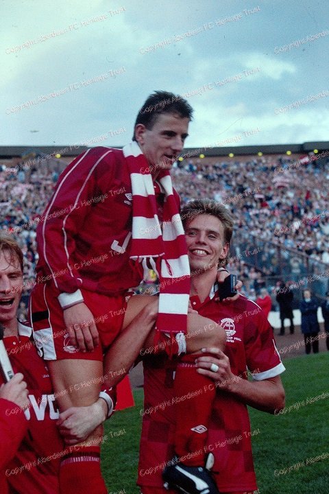 AFC Former Players tweet media