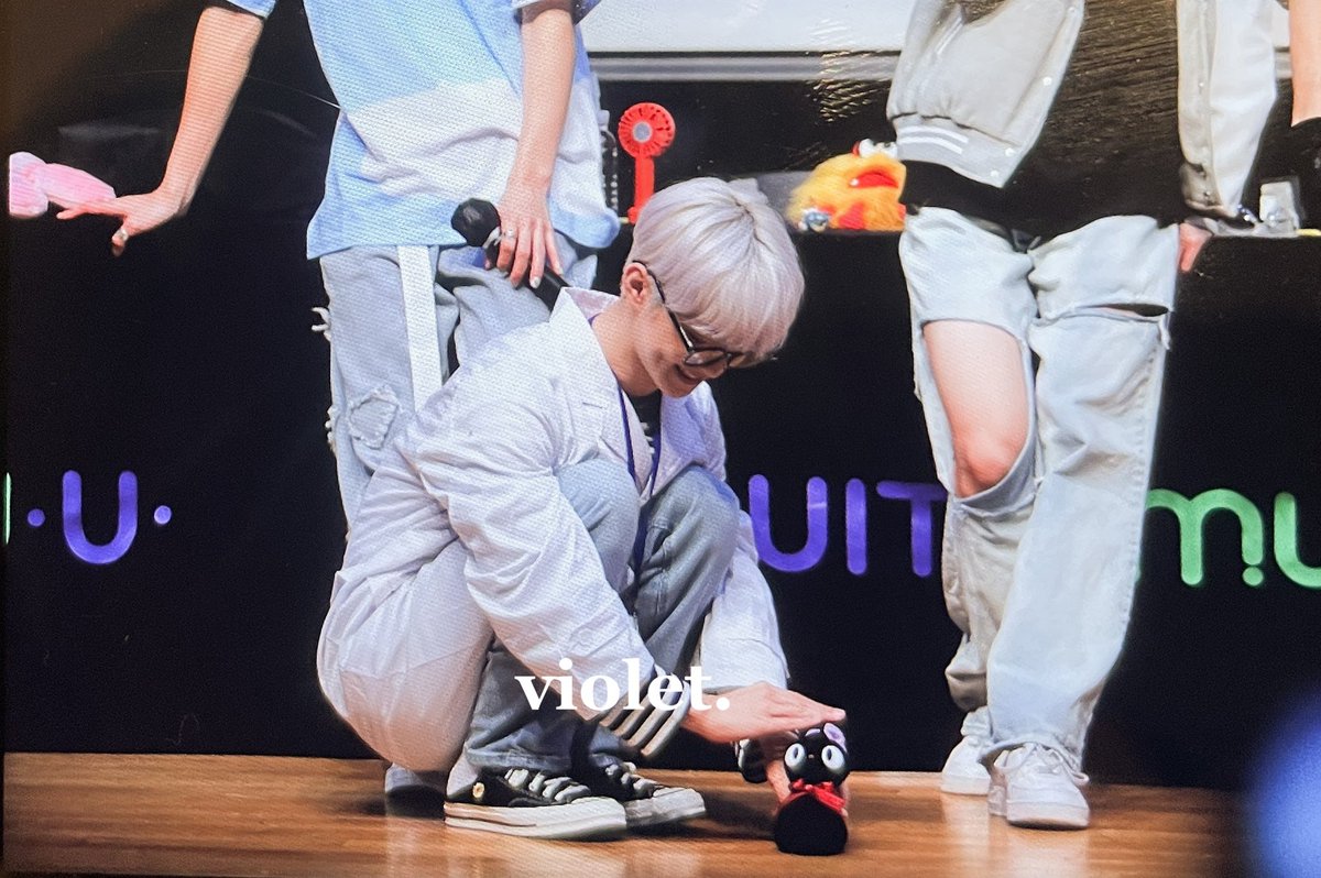 220903 작고 소중해💜

#THEBOYZ #더보이즈 #지창민 #큐