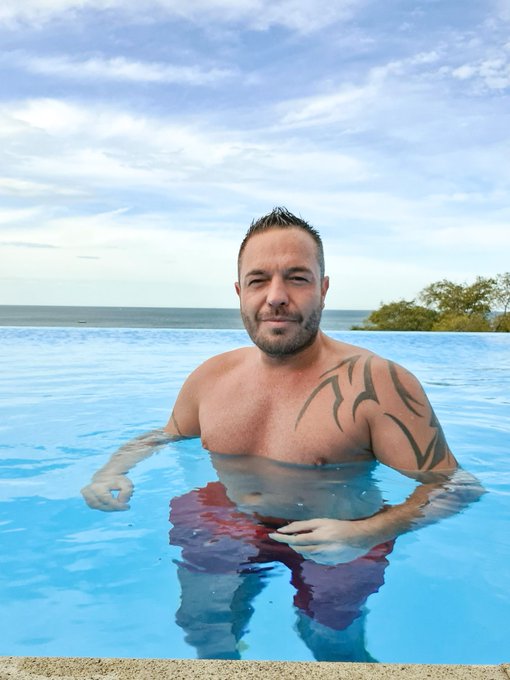 Habt ein sch&ouml;nes Wochenende!😎😘  #weekend #wochenende #pooltime #poolzeit #gutenmorgen #goodmorning #poolboy<a href="/tag/weekend"class="tags">#weekend</a><a href="/tag/wochenende"class="tags">#wochenende</a><a href="/tag/goodmorning"class="tags"><span>#goodmorning</span></a><a href="/tag/pooltime"class="tags"><span>#pooltime</span></a><a href="/tag/gutenmorgen"class="tags"><span>#gutenmorgen</span></a><a href="/tag/bulgaria"class="tags"><span>#bulgaria</span></a>