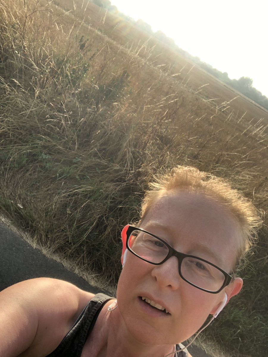 Out early training for the planed care 15km tough mudder to raise money for our @cwpluscharity @ChelwestPCD @ChelwestFT must be crazy justgiving.com/fundraising/Te…
