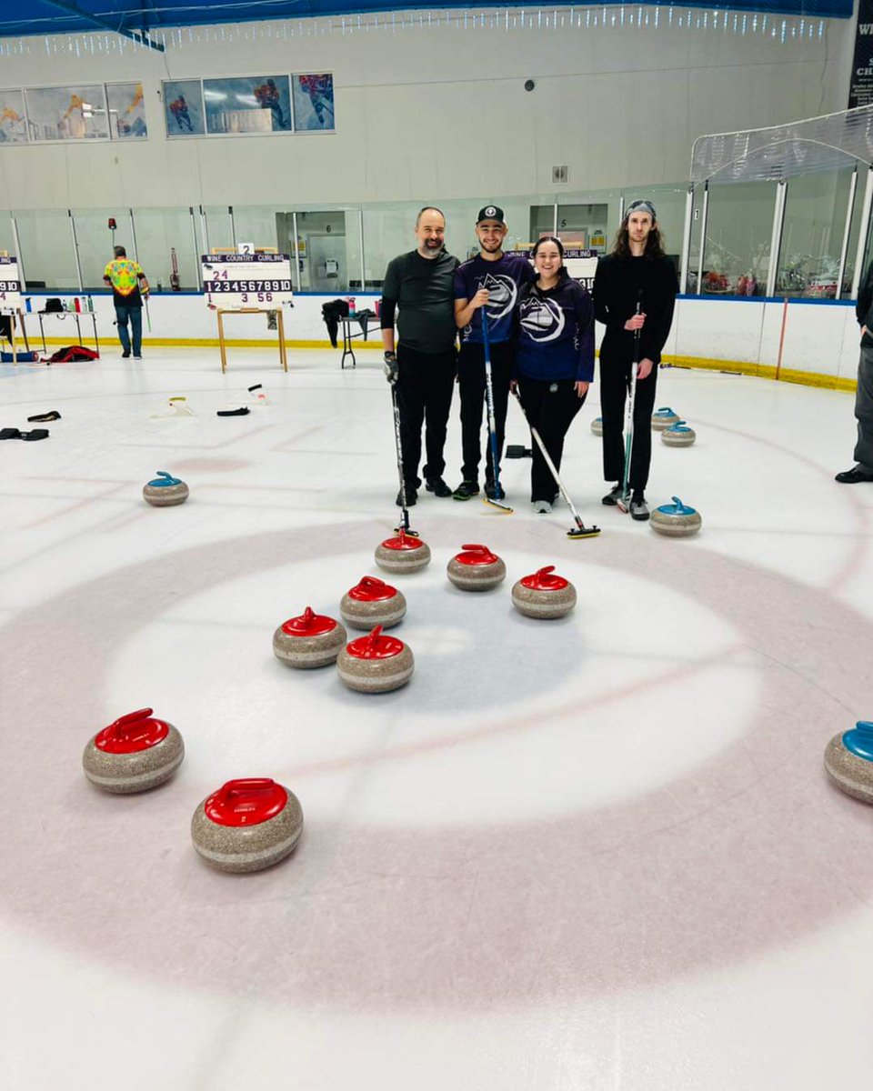 cjmcdonald29's tweet photo. So excited! Daughters team scored an 8 ender on their game today. #winecountrycurlingclub #thecrush #8ender https://t.co/OwOGdzDTfc