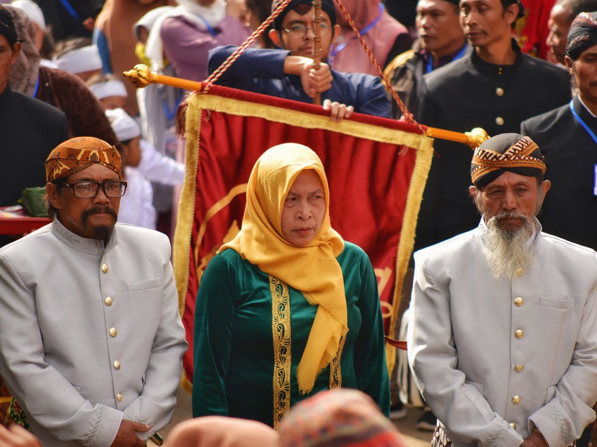 nov235711's tweet photo. Puncak Acara Dieng Culture Festival 2022 yang sakral berlangsung aman dan lancar
.
📍#dieng #diengculturefestival2022 @FestivalDiengID https://t.co/n8yOErnlYv