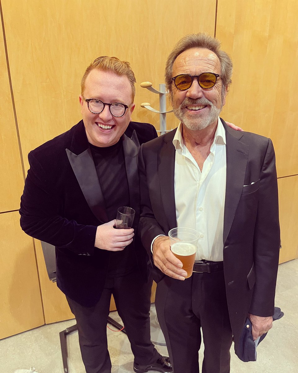 tomseals's tweet photo. Thanks to @RobertLindsay, my ridiculously talented band and all who joined us last night in filling @smitf_london with great stories, laughter and incredible music…see you next time! 😃🎹🎷🤩 https://t.co/KHXYIa8bu6