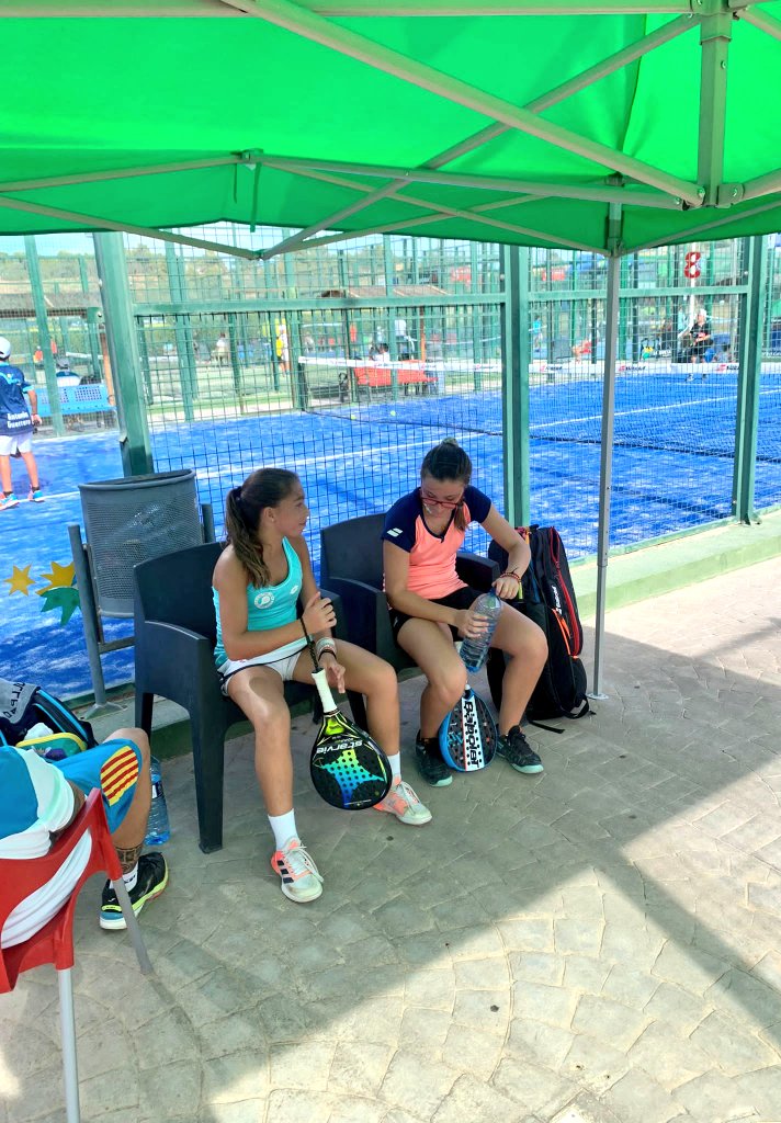 Buenos días desde <a href="/lanuciadeporte/">La Nucia Ciudad del Deporte</a>! Hoy, tres jugador@s del #CPDamm jugarán las semifinales:

🔸️16.00h: Paula (Alevín femenino)
🔸️17.45h: Mikel (Benjamín masculino)
🔸️20:00h: Santigosa (Junior masculino)

➡️Esta última se podrá seguir por streaming: bit.ly/3KGZyCV