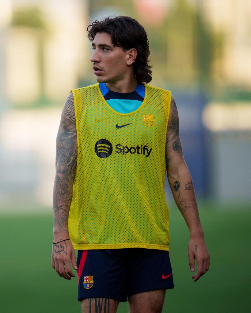 GOAL on X: Hector Bellerin is bringing the mullet back 💈   / X