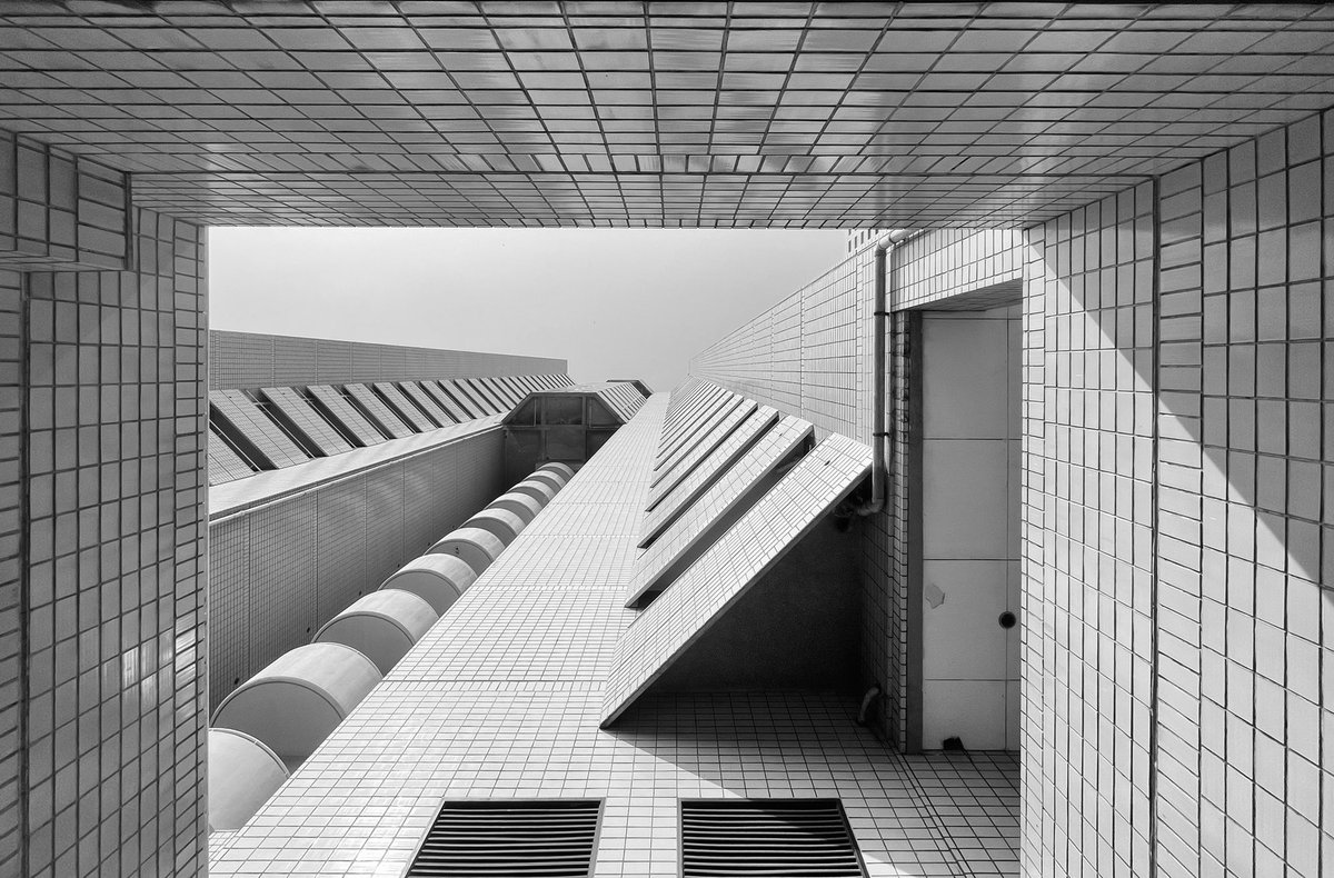 delkotype's tweet photo. Grid and lines https://t.co/8THPIeSDS3