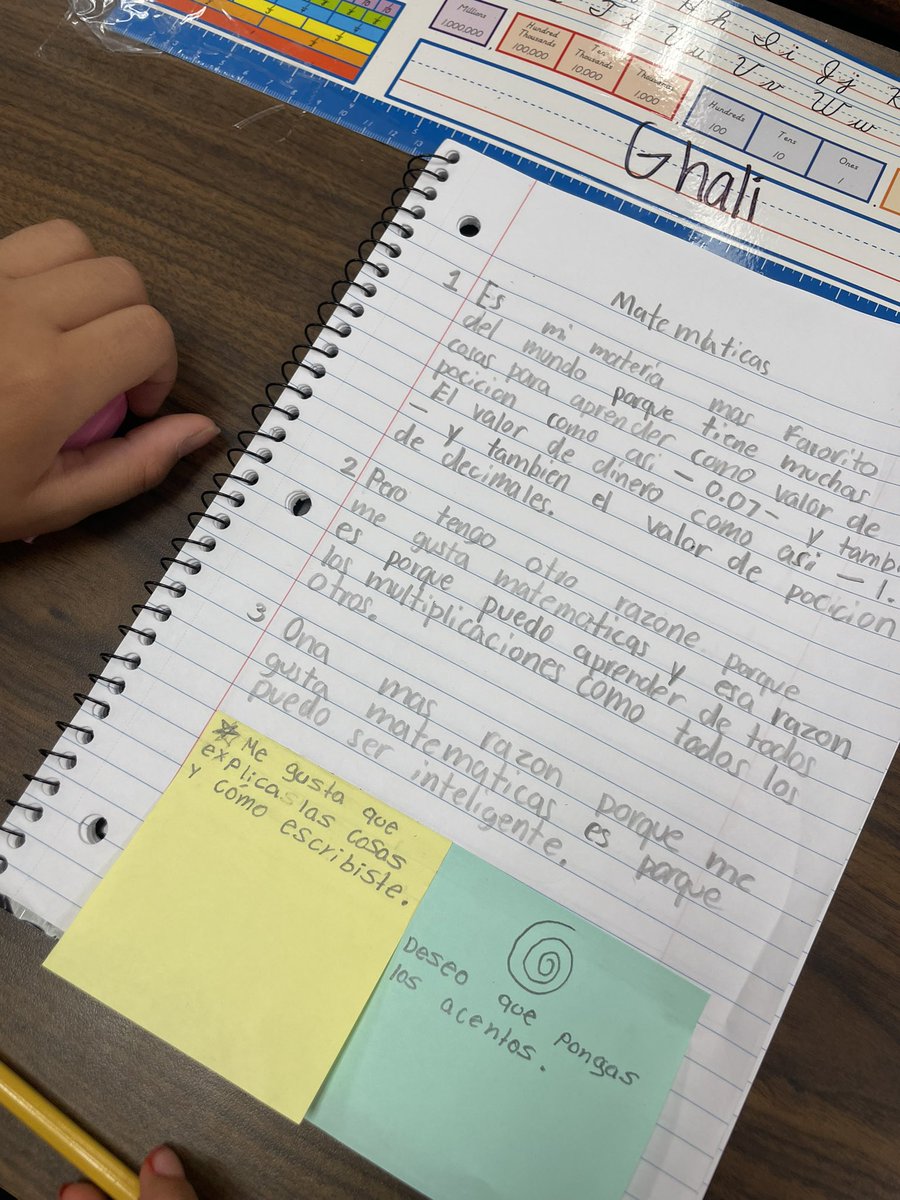 Eveeelynhdz's tweet photo. A STAR &amp; a wish 🧚🏻‍♂️ #writers Classmates sharing ideas and giving positive  feedback on their writings! @esparzabilingue @NISD @NisdBILESL @NISDEsparza #4thgrade https://t.co/oElxl5INGx