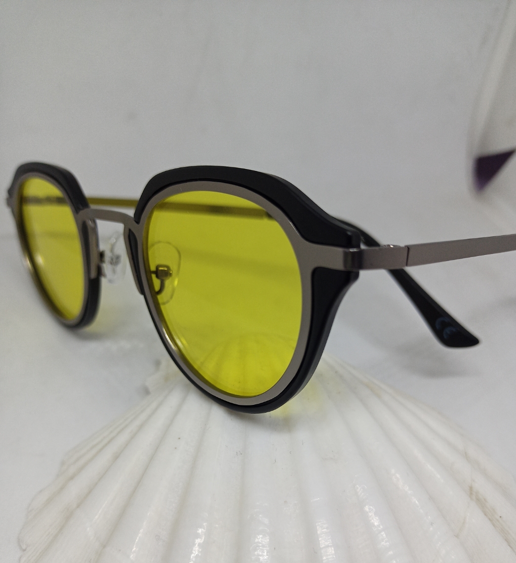 optikveoptik's tweet photo. Yeni modeller, uygun fiyatlar için bize uğrayın #adaoptik #güneşgözlüğü #yenisezon #kampanya #zenginçeşit #gözlükal https://t.co/aX67nNqWJv