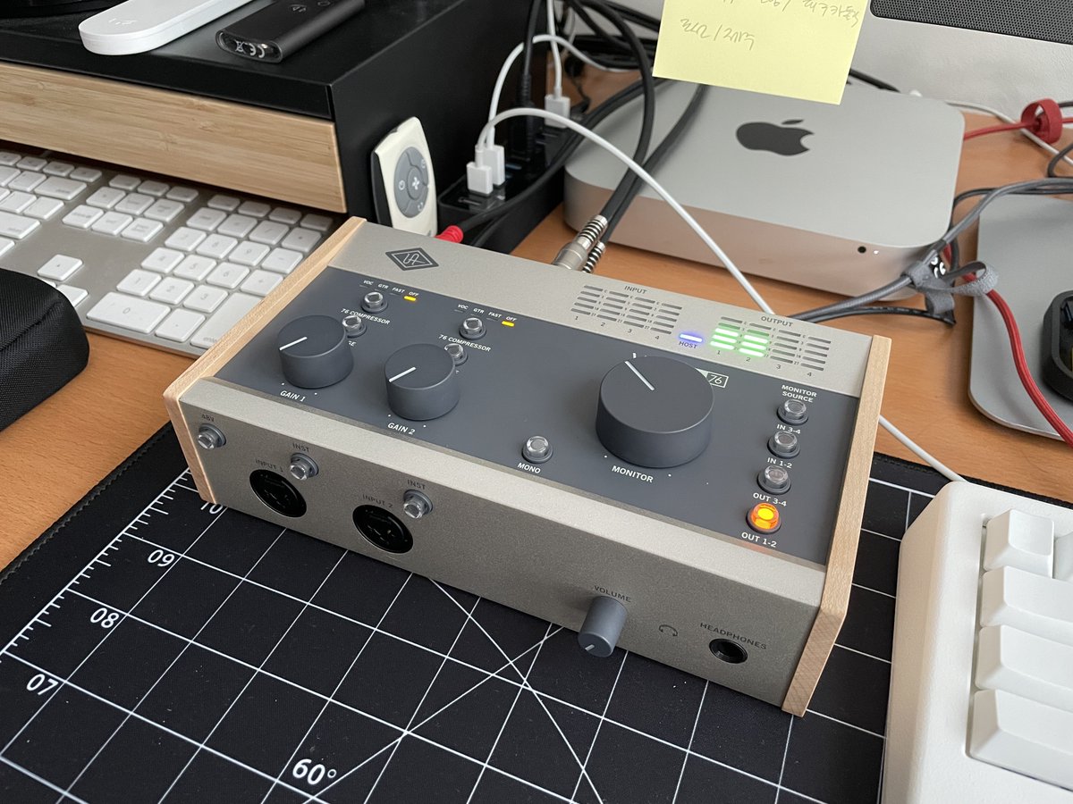 urban1te's tweet image. #uavolt #aassessionbundle
Volt 476 구입!!!