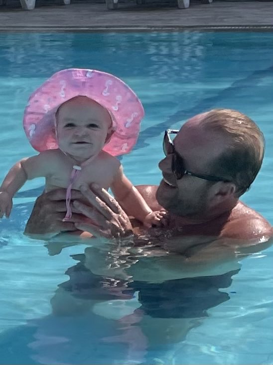 steveh154's tweet photo. Swimming with princess Lylah x https://t.co/1LBSjve86V