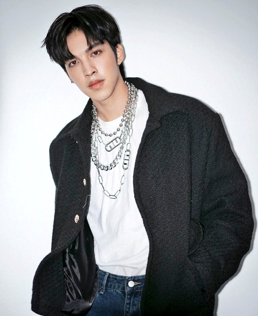 AriesLovesBl's tweet photo. Can we please see more of him.
Or can he please get a Mainlead role
in an another series.
#LoveAt9 #OhMySunShineNight
#DewNitikorn #PiePhet https://t.co/PTafY7G8RW