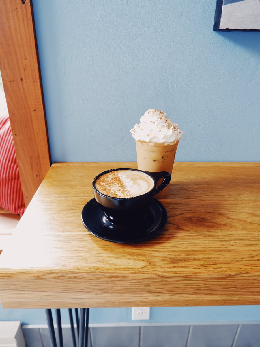 SkipStoneCoffee's tweet image. Back by popular demand, the one and only Pumpkin Spice Latte! 😍 Our house-made Pumpkin Spice syrup makes for the most delicious latte, get it hot or iced. 

📲 Order online!