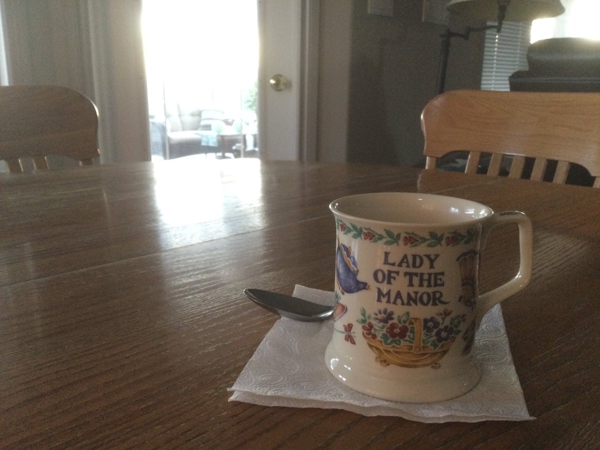 TMMintenko's tweet photo. @strategywoman 7:03 am in Moose Jaw, Saskatchewan on the Canadian prairies 🇨🇦
For my #warcoffee, I prefer hot cappuccino ☕️ with our Ukrainian hired man’s honey 🍯 Iced coffee in the afternoon.
Stay safe Yara #EarthAngel #MagicFairy 🧚🏼♂️Mom, getter better soon Son, cuddle kitty 🐈⬛♥️🇺🇦🌻♥️🌹😎 https://t.co/vK2bNBo644