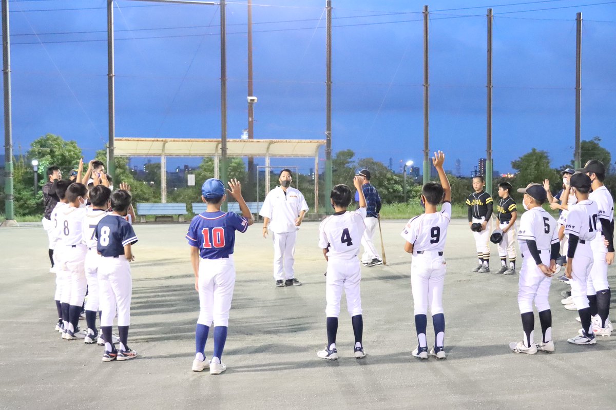BlackTHUNDERS1's tweet photo. ⚡️BTClub⚡️
第二回体験会
本日の体験会参加者25名。
ご参加頂きました皆様本当にありがとうございました！！
#BTClub #BTクラブ #中学軟式野球 https://t.co/Z1iQ5YJgeN