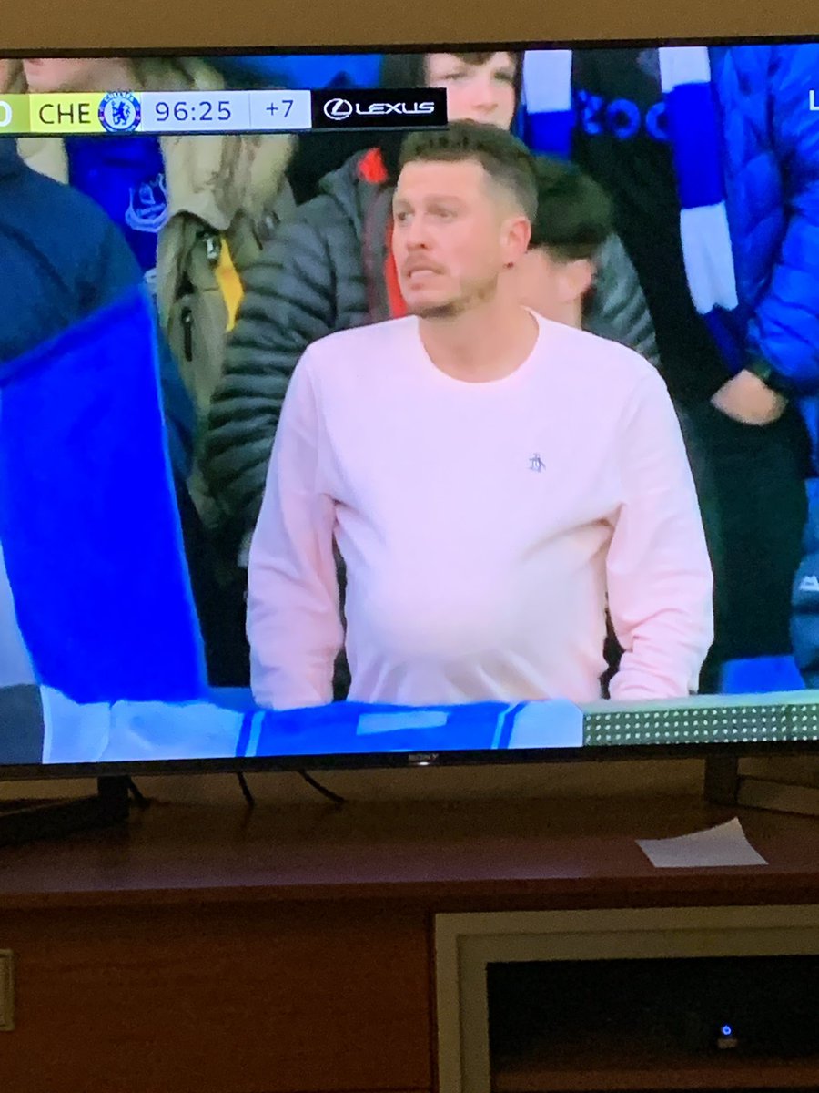 joe_reader's tweet image. Waiting for this hero to show himself @MenInBlazers