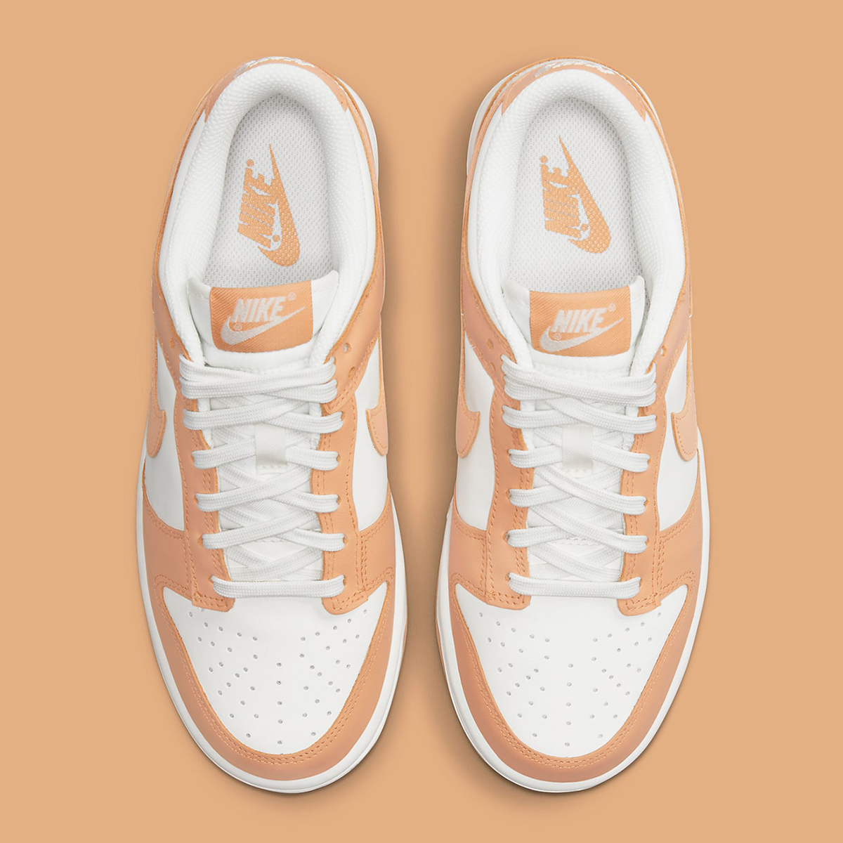 houseofheat's tweet photo. The Nike Dunk Low “Harvest Moon” restocks @ 10 am ET 🌾

DETAILS: https://t.co/MpNMMYHYp6 https://t.co/QgEwfalQNP