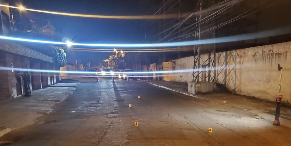 VillaFernando_'s tweet photo. El atentado contra mi familia es una respuesta bárbara, frente a mis revelaciones sobre los vínculos del crimen organizado y carteles narcos con el correísmo. Cuando la política se contamina con el narcotráfico la sociedad sucumbe ante el terror. El miedo no ganará esta batalla. https://t.co/xtoUDkVFsu