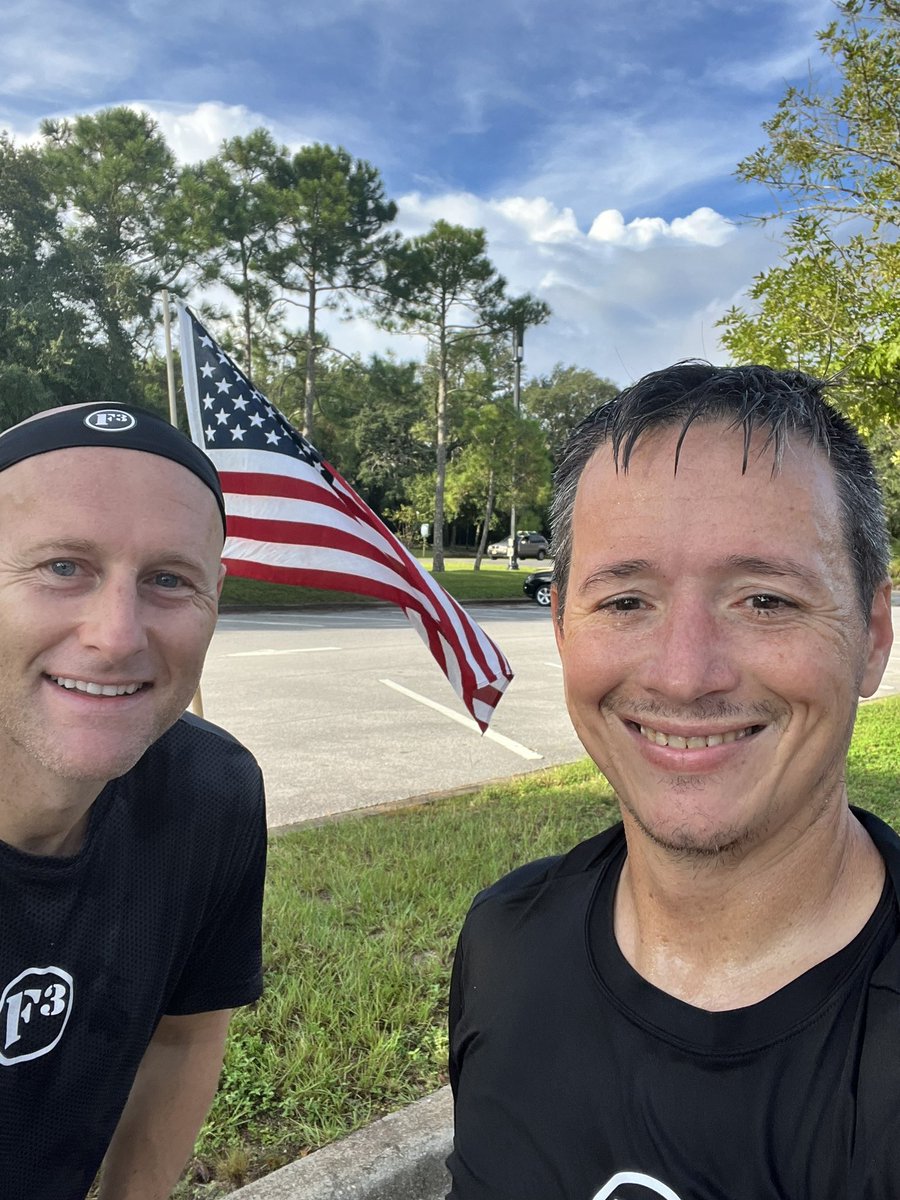 Erik Laessig tweet media