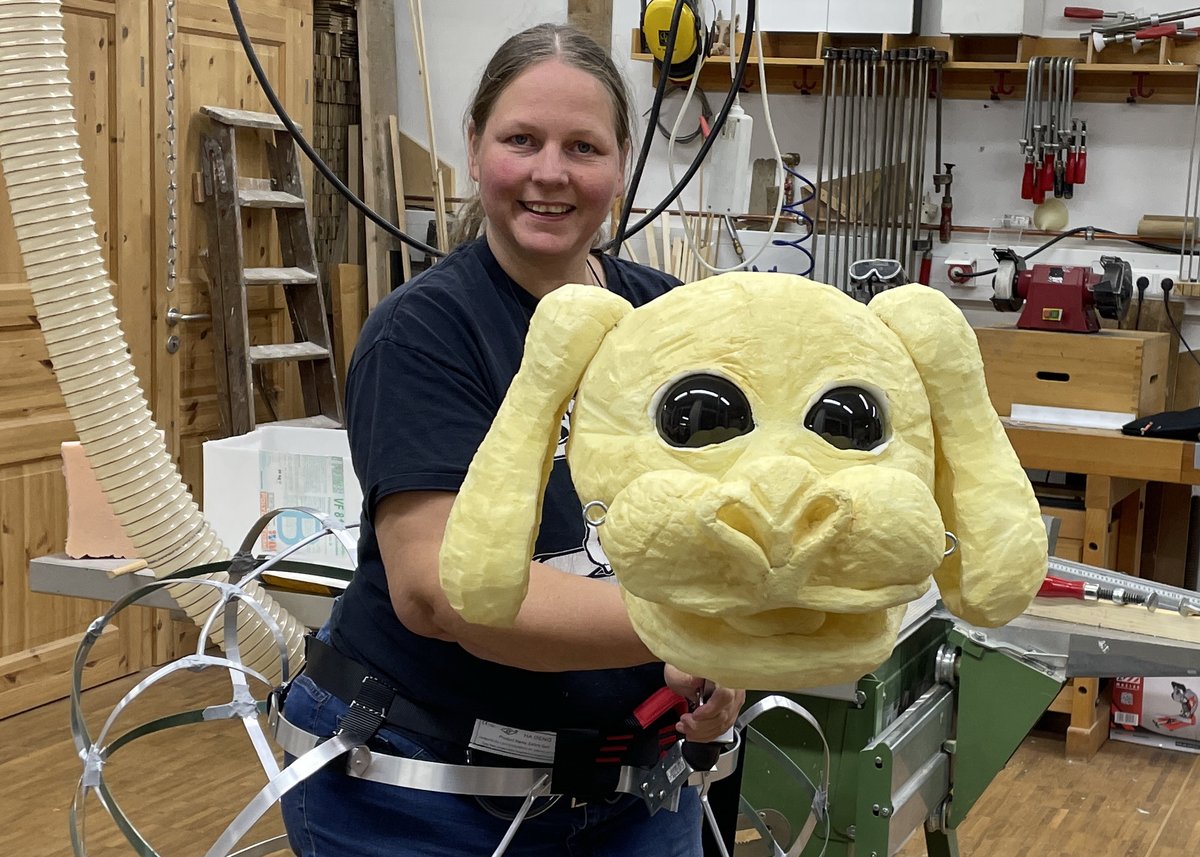 VDPVerband's tweet photo. Heute Livestream - Save the date! Wir werden für euch heute - Samstag , den 3. September ab etwa 20 Uhr - die "Nacht der Puppen" auf dem Marktplatz in Northeim auf dem Facebookkanal des Verbandes Deutscher Puppentheater (VDP) live übertragen. https://t.co/IJEBUgNZb6 https://t.co/ePzniJJiu7