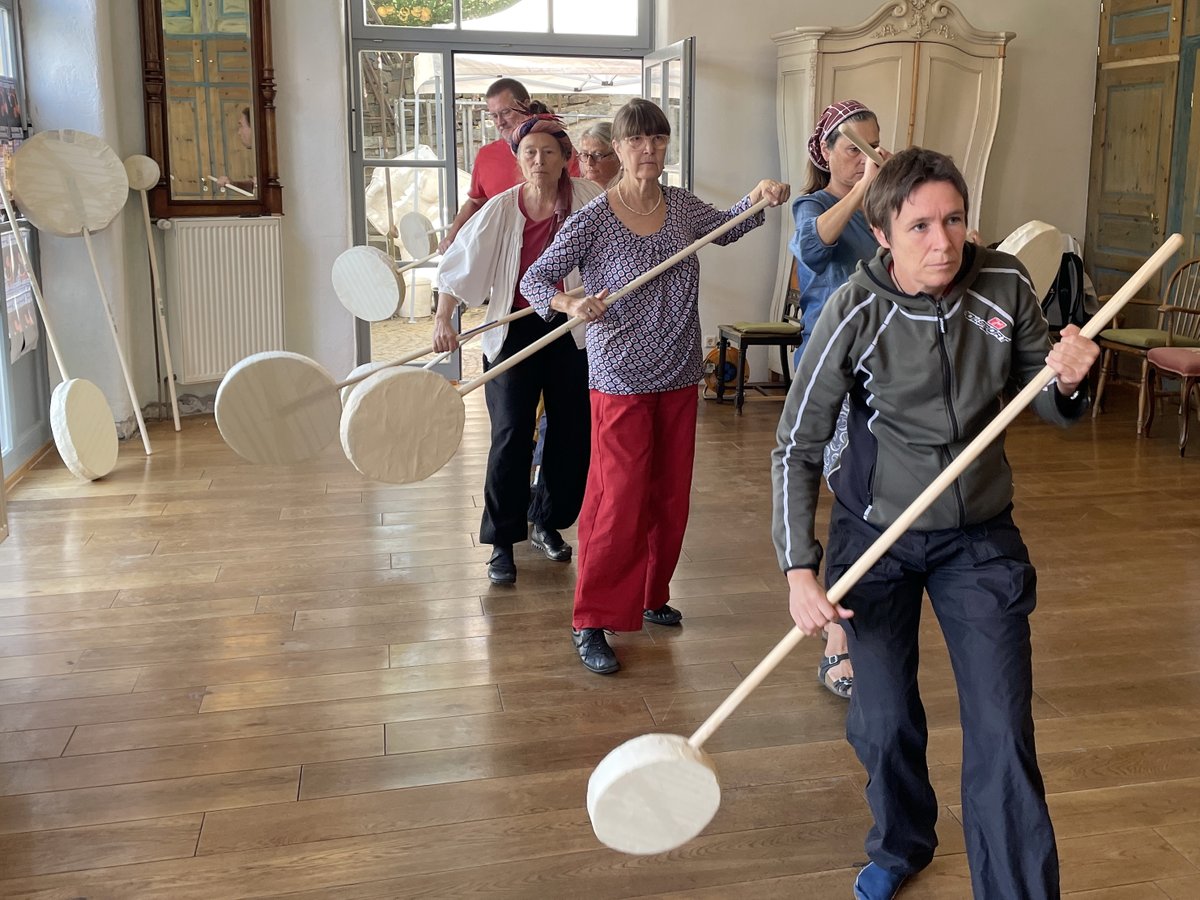 VDPVerband's tweet photo. Heute Livestream - Save the date! Wir werden für euch heute - Samstag , den 3. September ab etwa 20 Uhr - die "Nacht der Puppen" auf dem Marktplatz in Northeim auf dem Facebookkanal des Verbandes Deutscher Puppentheater (VDP) live übertragen. https://t.co/IJEBUgNZb6 https://t.co/ePzniJJiu7