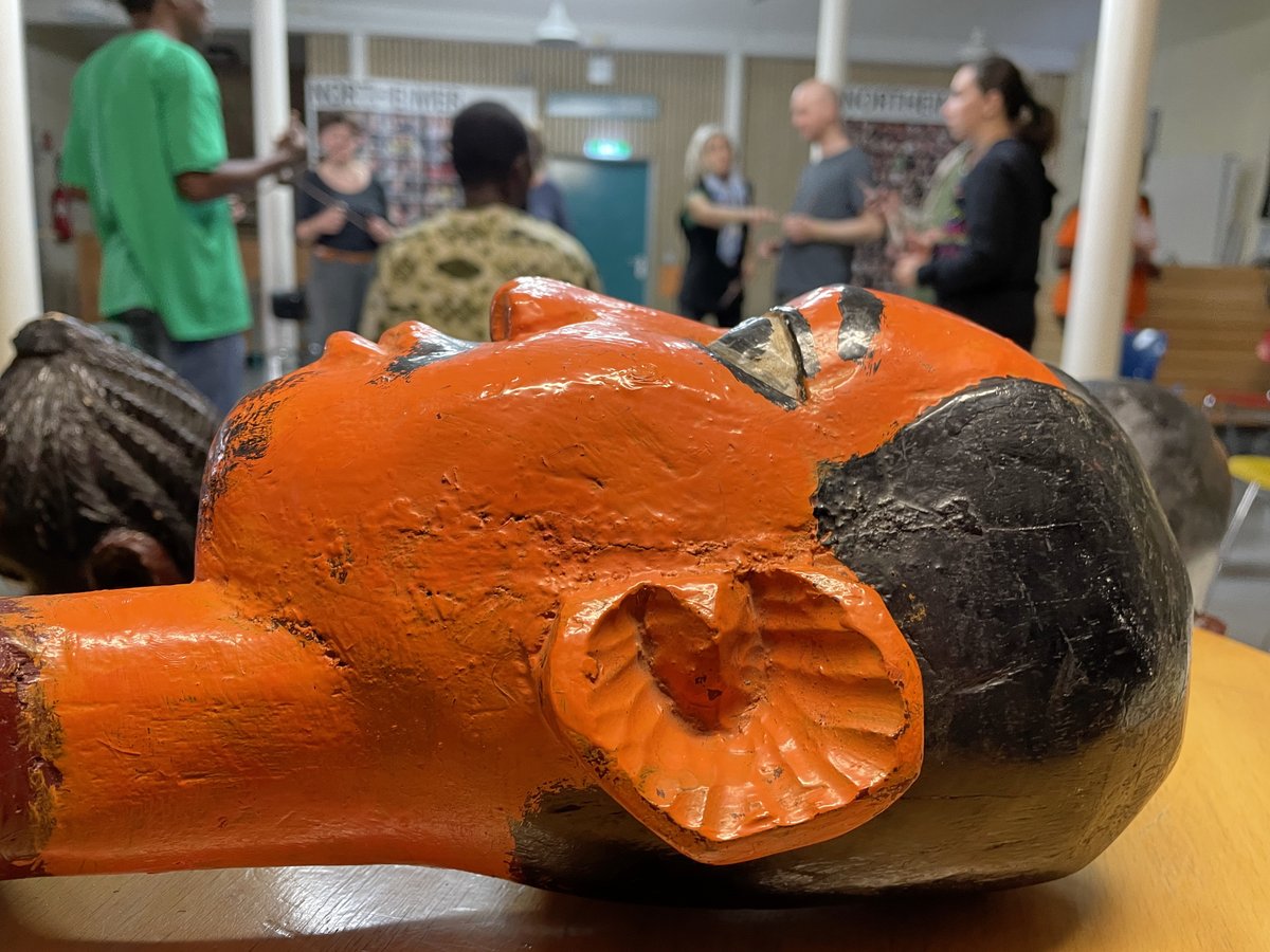 Heute Livestream - Save the date! Wir werden für euch heute - Samstag , den 3. September ab etwa 20 Uhr - die "Nacht der Puppen" auf dem Marktplatz in Northeim auf dem Facebookkanal des Verbandes Deutscher Puppentheater (VDP) live übertragen. facebook.com/verband.deutsc…