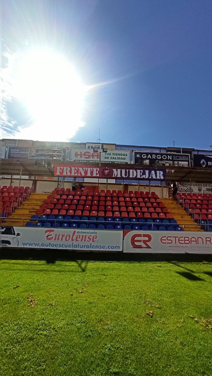 Frente Mudejar tweet media