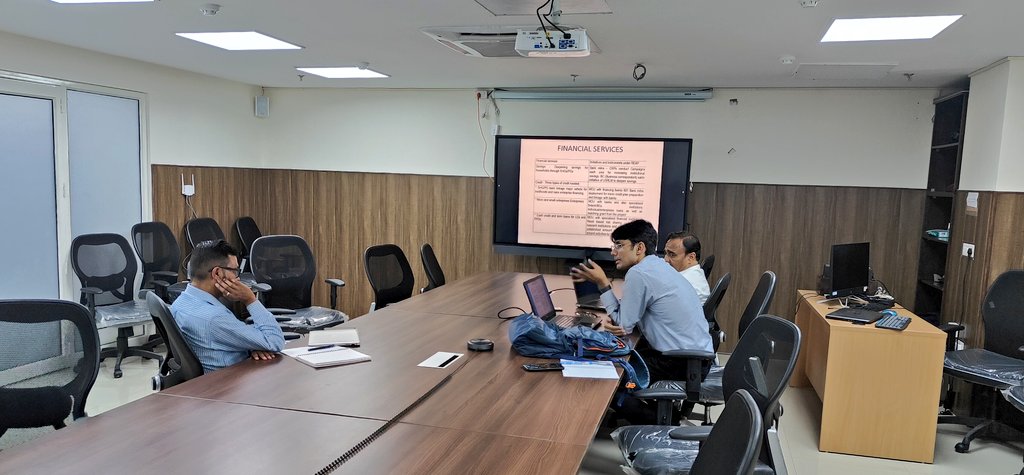 v_gunwant's tweet photo. Meeting held with Mr. Neeraj Pokhariyal, representative of #MicroSave - key discussion points were to enable social, financial, and economic inclusion for rural HHs of Uttarakhand in the digital age under #REAP #USRLM #UPASaC
@basava_ias @dd_msydav https://t.co/JQNLCtps9H