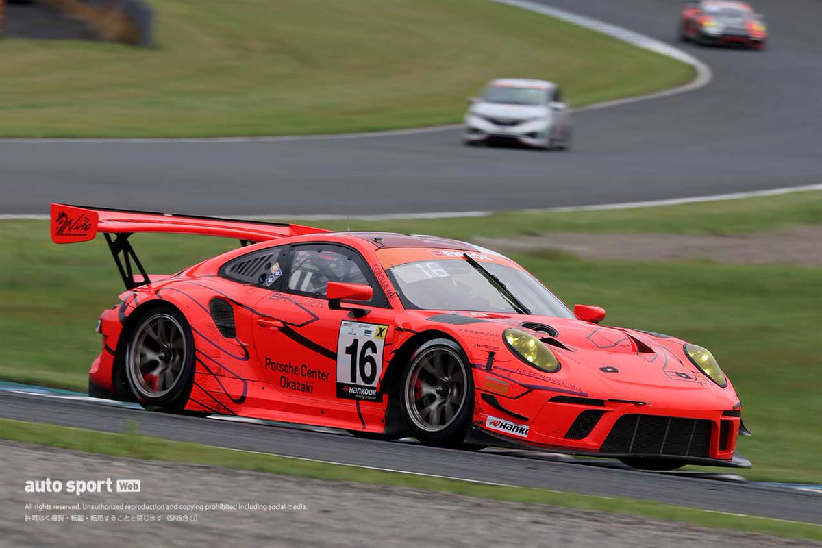 AUTOSPORT_web's tweet photo. 2022スーパー耐久第5戦もてぎの予選はポルシェセンター岡崎 911 GT3Rが制す。2戦連続の総合ポールポジション獲得 https://t.co/tnmKHKvGwq #スーパー耐久 #S耐 #SuperTaikyu #stai #モビリティリゾートもてぎ #Porscehe911GT3R #Porsche #ポルシェ https://t.co/7lBe5edeN9