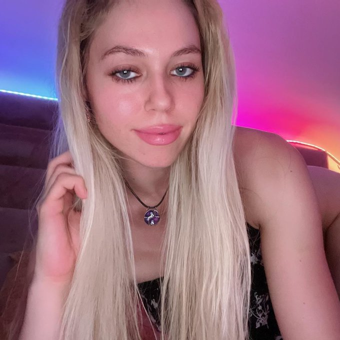 Have a beautiful weekend https://t.co/zJiWLsD2tE