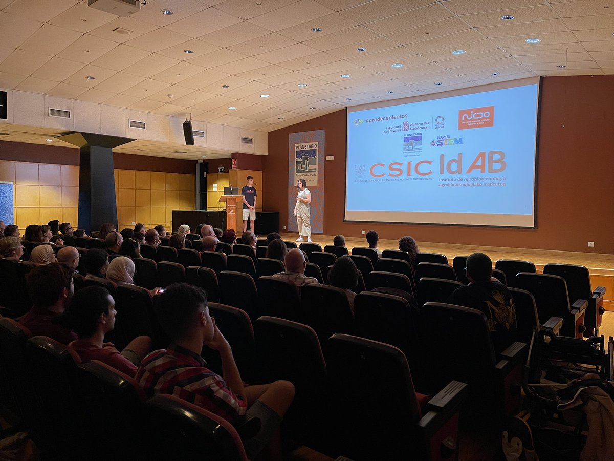 Navarra_BG (@navarra_bg) on Twitter photo Dando a conocer nuestro #BioGalaxy <a href="/iGEM/">iGEM Headquarters</a> #Project en <a href="/pamplonetario/">Planetario Pamplona</a> <a href="/IdAB_CSIC/">Instituto de Agrobiotecnología - CSIC</a> a la ciudadanía, familiares y amigos/as 🌱 Dando a conocer nuestro #BioGalaxy <a href="/iGEM/">iGEM Headquarters</a> #Project en <a href="/pamplonetario/">Planetario Pamplona</a> <a href="/IdAB_CSIC/">Instituto de Agrobiotecnología - CSIC</a> a la ciudadanía, familiares y amigos/as 🌱