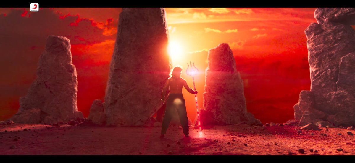 ShaunJ235's tweet photo. The Visuals of this movie are going to be magnificent
6 DAYS TO BRAHMASTRA
#Brahamastra https://t.co/pqo6NOH8jL