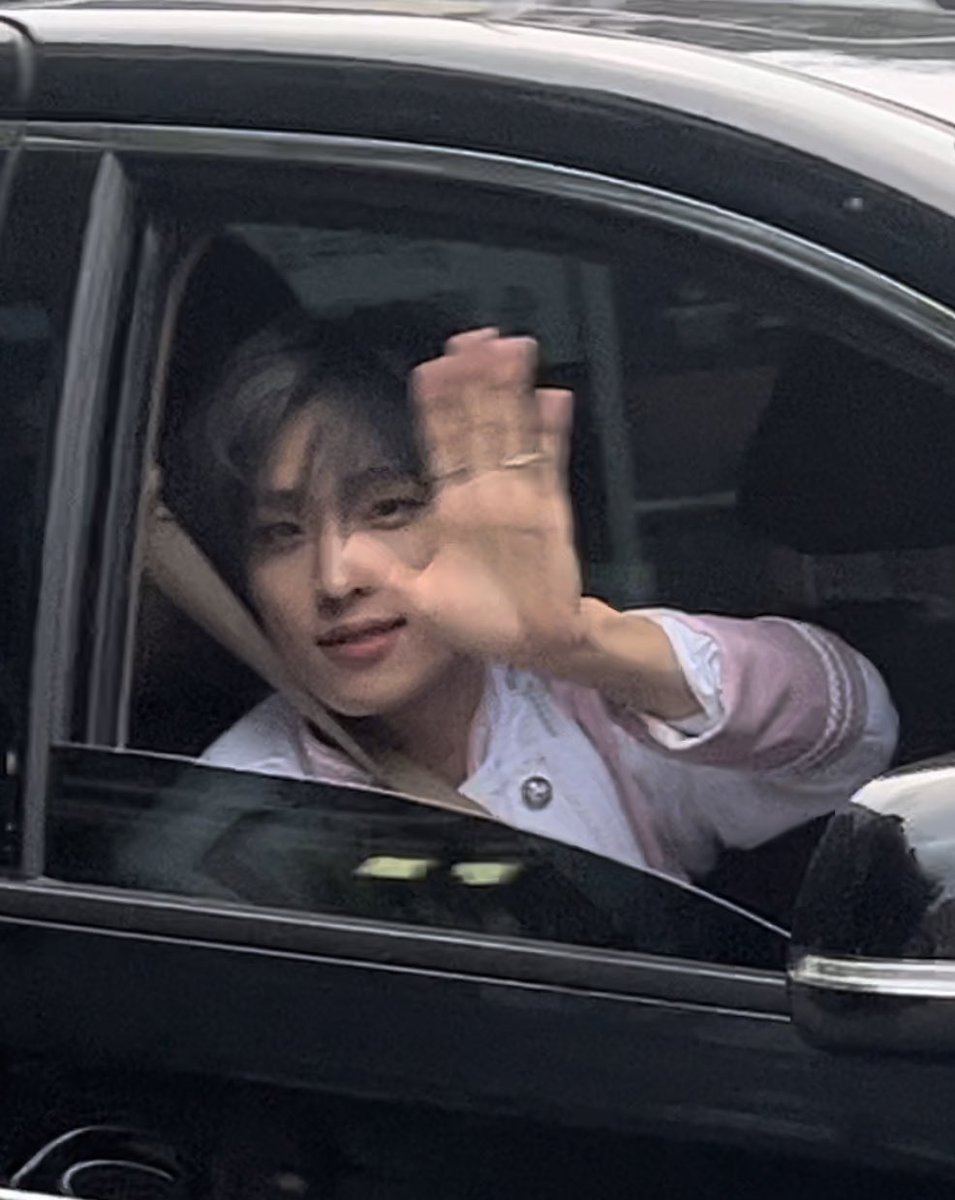 inyourkho's tweet photo. 얘들아.... https://t.co/7yvNpCgJdL