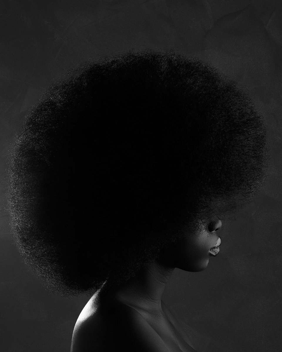 shotbydej's tweet photo. FUNMI

@_iamfunmi 
Which slide does it for you? 
 
#photography
#shotby? #productofgrace #sbd #photographers #melanin https://t.co/xNaiUz3pMe