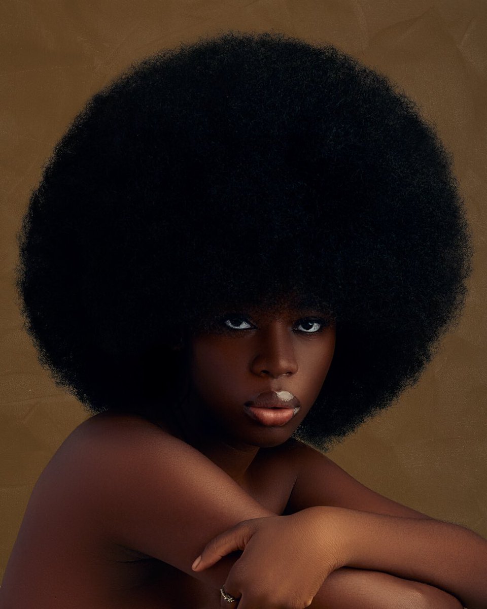 shotbydej's tweet photo. FUNMI

@_iamfunmi 
Which slide does it for you? 
 
#photography
#shotby? #productofgrace #sbd #photographers #melanin https://t.co/xNaiUz3pMe