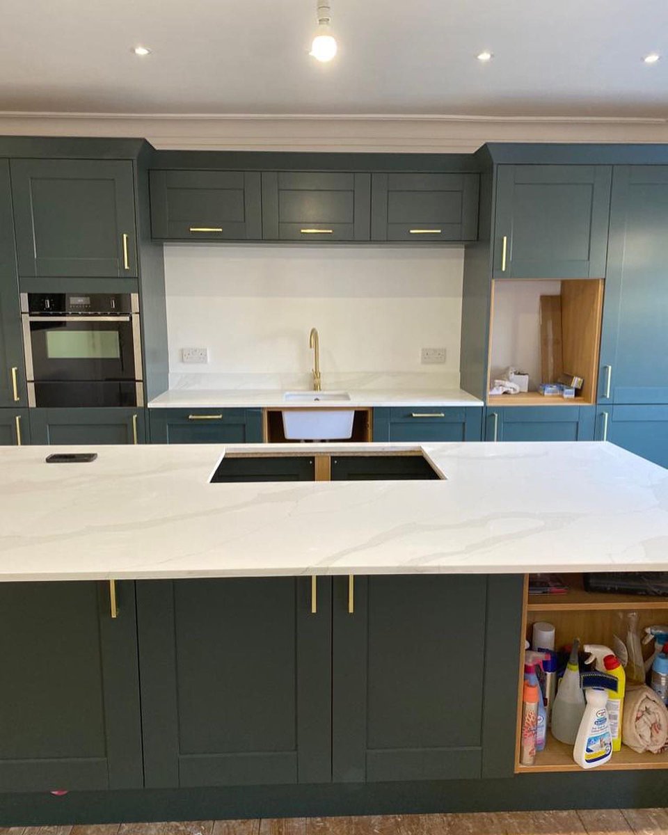 StadiumStone1's tweet photo. Tuscan Gold #quartzislandtop #quartzisland #quartzcountertops #quartzworktops #quartzkitchentops #quartzkitchencountertops https://t.co/x1G3dhvS1A