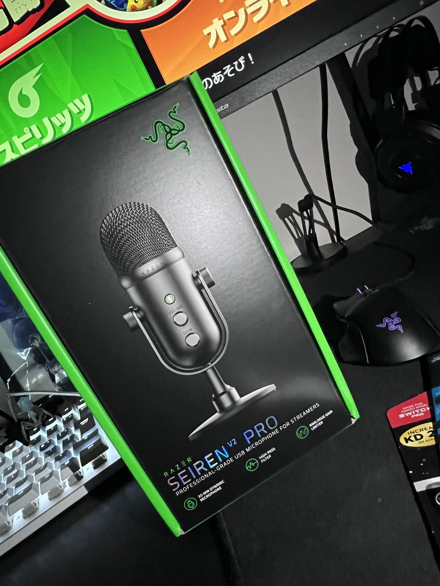 てるしゃんの動画を参考にrazerの超つよつよ高性能マイク購入しましたマイクにイヤホン繋げると自分の声を直接聴けてセルフADSLできるのでおすすめです〜
<a href="/teru9232/">てるしゃん@父ノ背中</a>