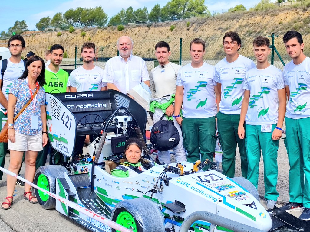CarmeFenoll's tweet photo. 🏎️ La comunitat #FormulaStudent de @la_UPC competeix avui al @Parcmotor. Moltes hores de dedicació que valen la pena! #ViulaUPC @EEBE_UPC @eseiaat_upc @ETSEIB_UPC @UPCTelecos @upcmanresa @UPCVilanova @RectorUPC https://t.co/K0MOpcHiX7