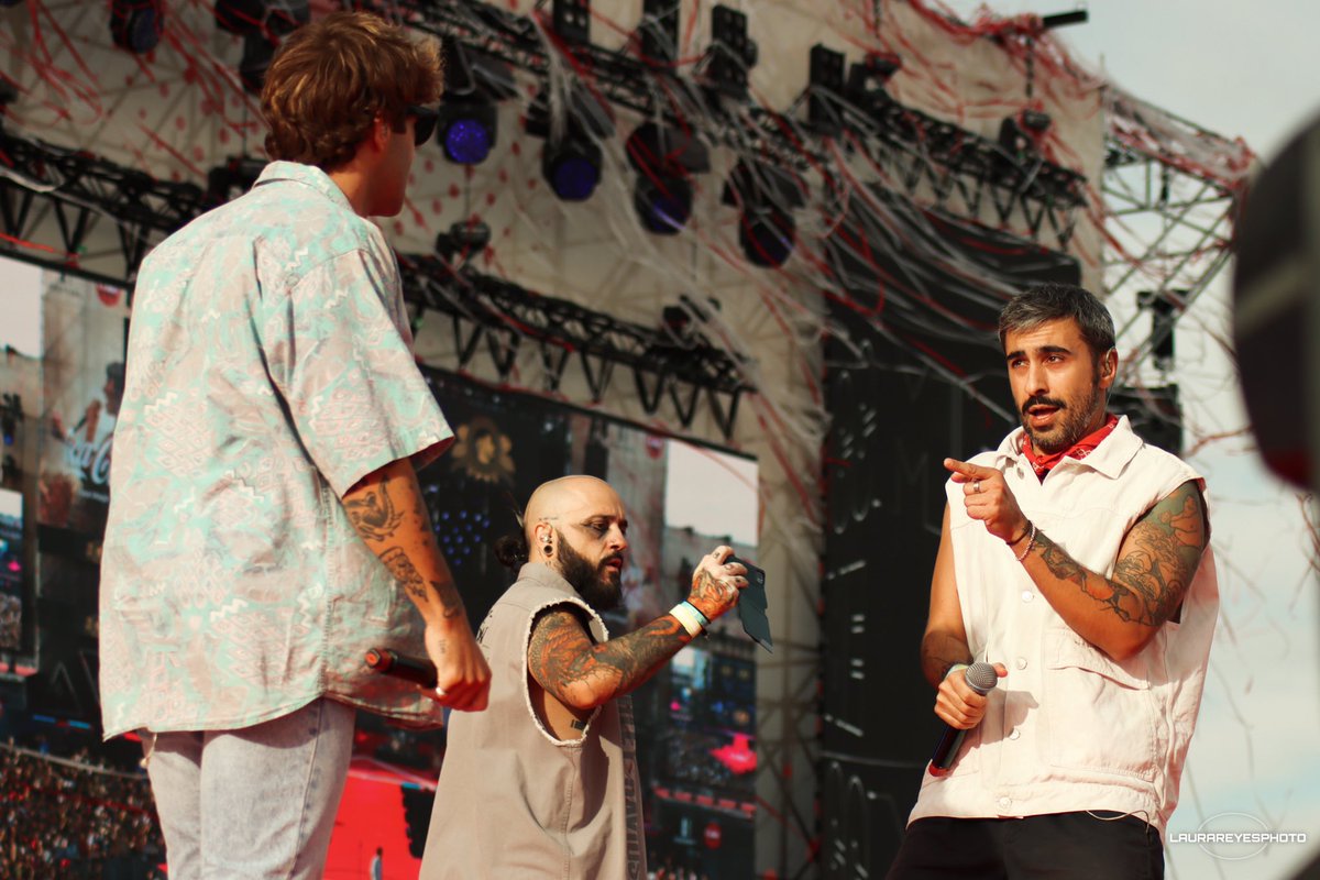 Laura 🥀 tweet media