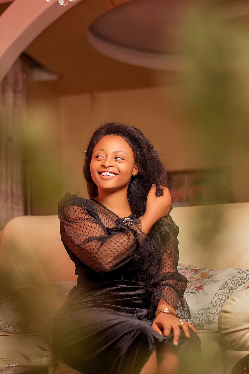 aigle_design's tweet photo. Bon week-end 📸 
@sarah_lawu 
@Raissabulela1 
@SambiakuRabby 
@PriscaEfomi24 
@Beau_Yet_Godly https://t.co/WxWaWlrN8L