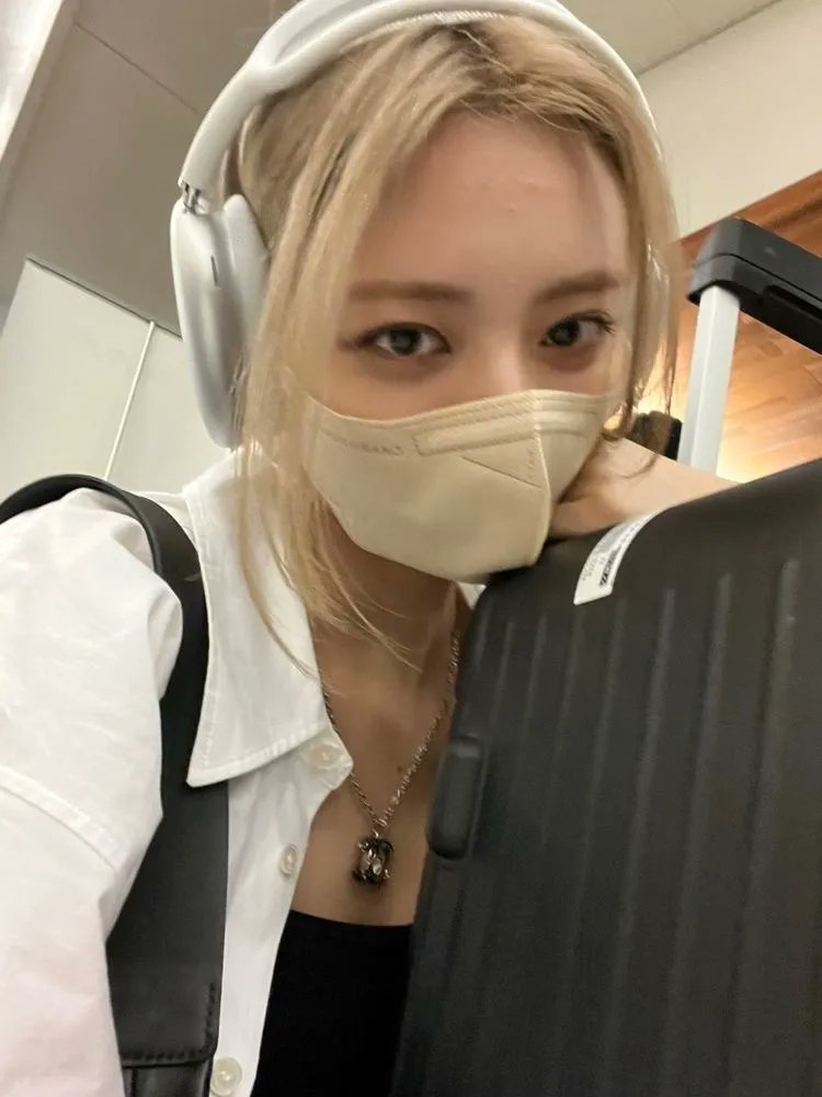 for YUNA 유나 (@archiveforyuna) on Twitter photo 