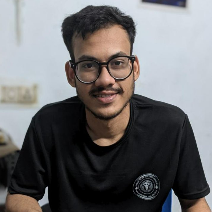 Say Hello to @AaekayGarg, 
Amit did his MBBS from AIIMS, Delhi, and is currently working as a junior resident at NDDTC, Ghaziabad. He will be handling our YouTube shorts and social media outreach. 
Welcome to the family, Amit.💕